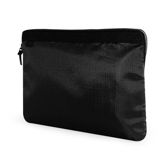 Folio : Jour Laptop Case กระเป๋าใส่แล็ปท็อปขนาด 15.6 นิ้ว