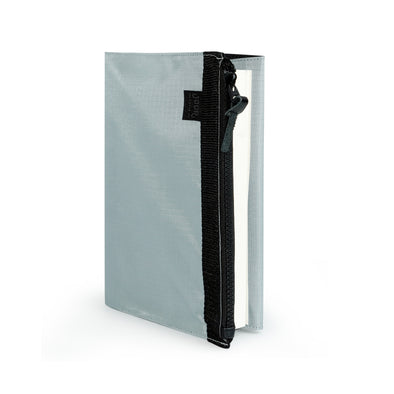 Folio : Jour Notebook Cover ขนาด A5 ปกห่อหนังสือพร้อมช่องใส่ปากกา ป้องกันละอองน้ำได้