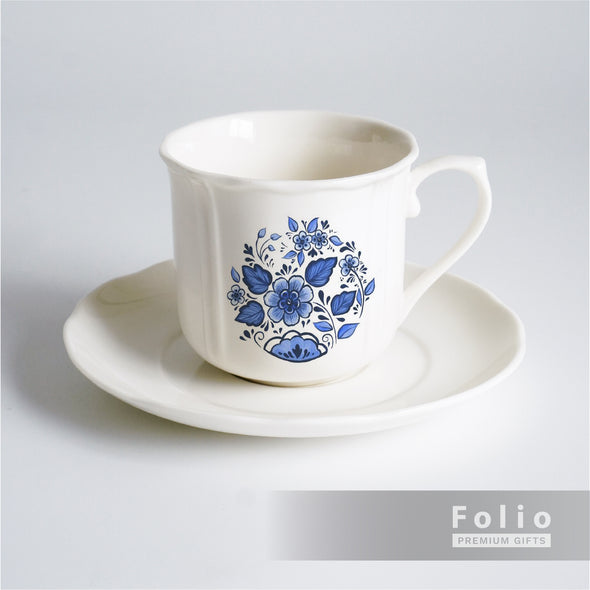 BLUE AND WHITE CERAMIC MUG SET