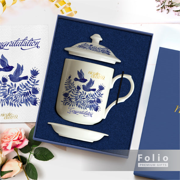 BLUE AND WHITE TEA MUG SET