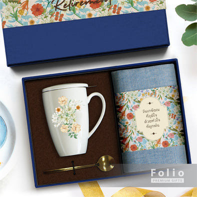 CERAMIC MUG AND SCARF RETIREMENT SET
