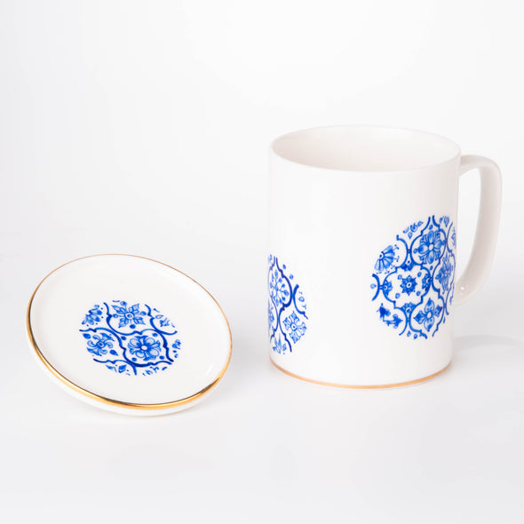 BENJARONG MUG AND SCARF GIFT SET