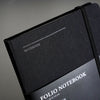 Black Edge Notebook A5 (Ruled) : สมุดจดบันทึกขอบสีดำ แบบมีเส้น