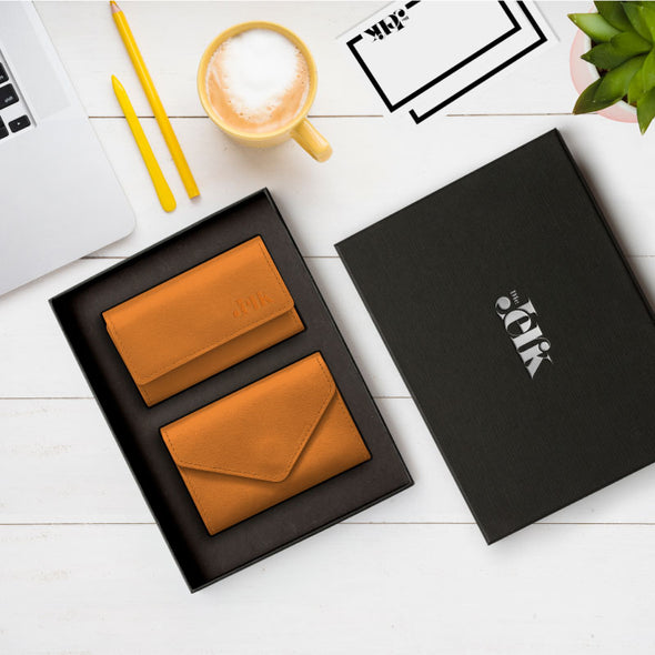 Yellow Card Case set
