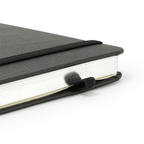 Folio Silver Edge Notebook A5 (Blank) : สมุดขอบเงินขนาด A5 (แบบไร้เส้น)