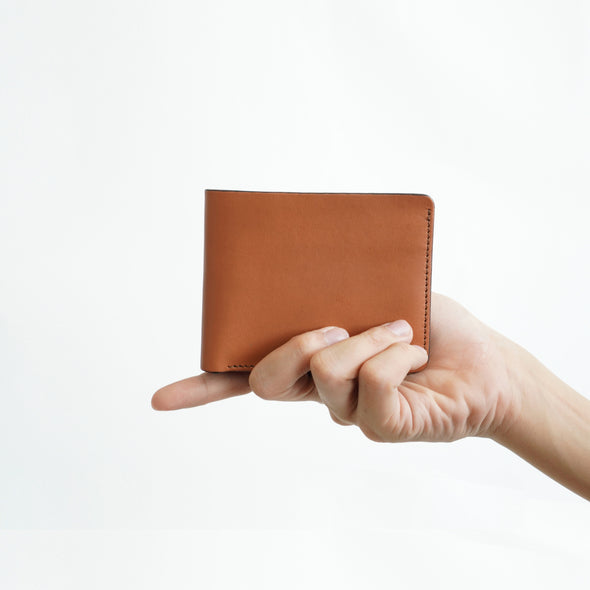 Khoon Bifold Slim Wallet : กระเป๋าสตางค์ใบสั้น